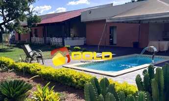 Imagem 4: Chácara para Venda em Uberlândia, Chácaras Rancho Alegre, 4 dormitórios, 2 banheiros, 10 v