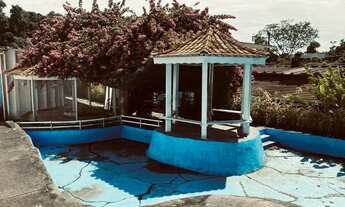 Imagem 2: Casa com 4 quartos, sendo 2 suítes, piscina, churrasqueira, quadra futevôlei