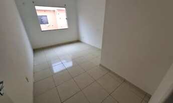 Imagem 4: Casa Duplex, com 2 Quartos, Segura dentro de Condominio