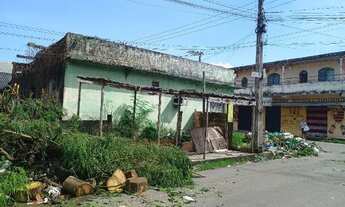 Imagem 2: Casa e Quitinetes- terreno 12x46