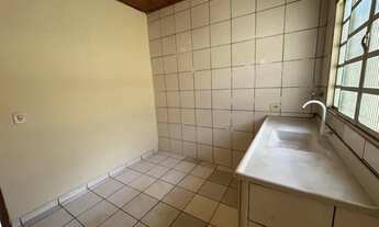 Imagem 5: Casa em vila com 2 quartos, lavanderia e vaga para carro