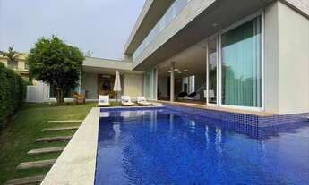 Imagem 3: Casa de condomínio Alphaville Granja Viana com 591 metros quadrados com 4 quartos