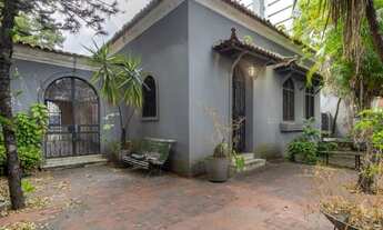 Imagem: Casa com 4 quartos para alugar no Espinheiro