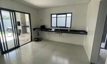 Imagem 2: Casa de condomínio térrea para venda tem 150 metros quadrados com 3 quartos