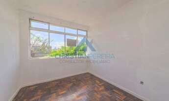 Imagem 7: Apartamento de 3 dorms, 2 banheiros, precisa de pintura!!! Ótima localização. Prédio enxut