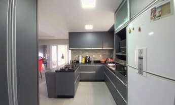 Imagem 7: Vendo casa de alvenaria, com ótimo acabamento no bairro Efapi - R$ 790.000,00