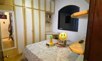 Imagem 4: Casa para venda possui 200 metros quadrados com 3 quartos em Bangu - Rio de Janeiro - RJ