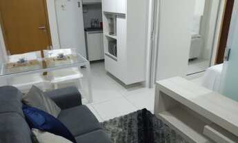 Imagem 2: Belíssimo apartamento mobiliado, o prédio com ótima estrutura, R$ 2.000 já com as taxas