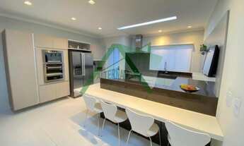 Imagem 4: Excelente sobrado de alto padrão com porteira fechada no bairro Olímpico!