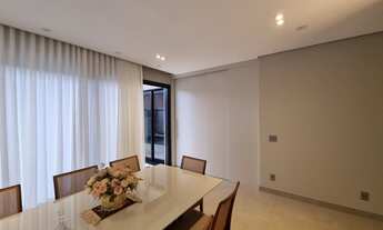 Imagem 2: Casa de condomínio sobrado para venda possui 297 metros quadrados com 4 quartos