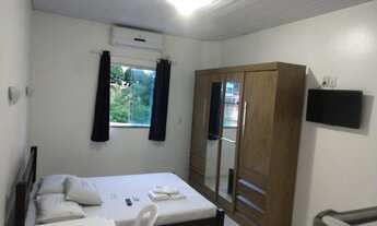 Imagem 3: Kitnet mobiliada com central de ar condicionado