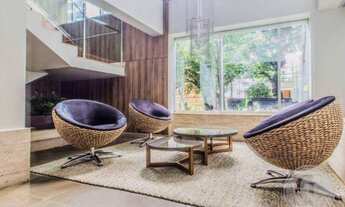 Imagem 4: Apartamento para aluguel e venda possui 133 metros quadrados com 4 quartos