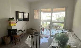 Imagem 4: Apartamento com 3 dormitórios, sacada na sala, bem arejado, iluminado pelo sol da manhã, n