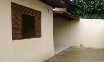 Imagem 2: Ótima Casa em Ótima Localização