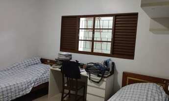 Imagem 7: Casa de condomínio para aluguel com 220m² com 3 quartos 1 suíte com closet e armários plan