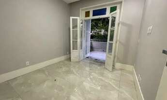 Imagem 11: Excelente apartamento vazio com 78 m² de área útil, varanda, garagem, dois quartos e uma s