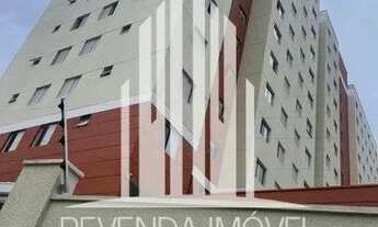 Imagem 4: AApartamento com 2 dorm, sala, cozinha, banheiro, uma vaga de garagem, playground, academi