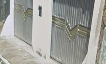 Imagem: Aluguel casa tapana em frente praça