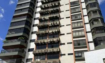 Imagem: Apartamento para venda tem 315 m2 com 4