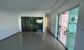 Imagem: Sobrado para aluguel tem 401 metros quadrados