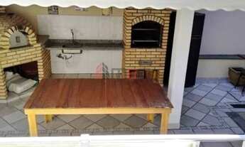 Imagem 2: Casa à venda em Santana, 250 m², 3 quartos, 3 suítes, 6 banheiros, 6 vagas