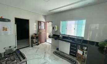 Imagem 2: CASA EM LAURO DE FREITAS NO CENTRO PRÓXIMO AOS CORREIOS