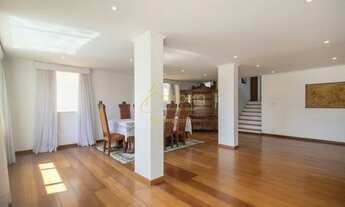 Imagem 4: Casa no Jardim Leonor com 3 dormitórios e 4 vagas