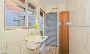 Imagem 6: Apolar Imóveis vende excelente casa localizada no bairro Cidade Industrial