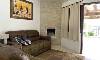 Imagem 3: Seu paraíso particular: Casa de 2 dormitórios com suíte e piscina a duas quadras da praia