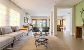 Imagem 3: Condomínio alto padrão, 4 dormitórios, 3 suítes, 6 vagas