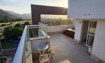 Imagem 5: LINDA COBERTURA DECORADA COM PISCINA