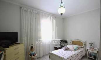 Imagem 2: Casa à venda com 220m², 3 quartos e 5 vagas