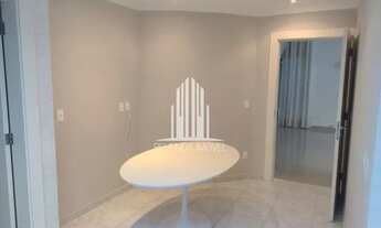 Imagem 7: Casa de 365m² com 4 quartos sendo 2 suítes, 4 banheiros e 4 vagas de garage em Barueri, A