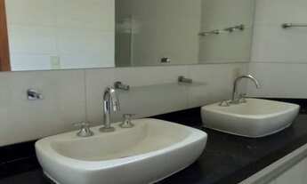 Imagem 2: Casa com 3 suítes, sendo 1 master, piscina, armários, área gourmet, Damha V