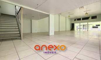 Imagem 3: Amplie seu negócio em Blumenau: Sala comercial espaçosa na Vila Nova!