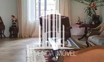 Imagem 5: Casa em condomínio fechado de 474m² com 6 dorms á venda