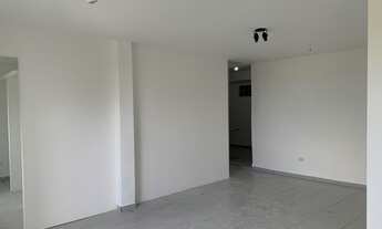 Imagem 5: Excelente loja embaixo da loja Lumas no cento de Itapecerica da Serra