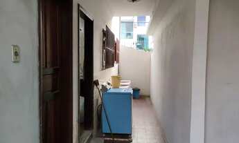 Imagem 4: Imóvel comercial para aluguel possui 180 metros quadrados com 4 quartos em Centro - Macaé