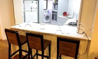 Imagem 2: Flat em Moema totalmente reformado e alto padrão com 120m², boa localização próx da Av Ib