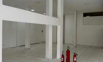 Imagem 3: Loja de esquina Galpão / depósito com aluguel por R$9.000 /mês