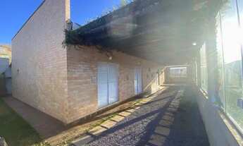 Imagem: ALUGO CASA DE 3 QUARTOS NO JARDIM BOTÂNICO