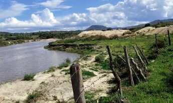 Imagem 3: Fazenda com 709 hectares e 10 km de margem de rio