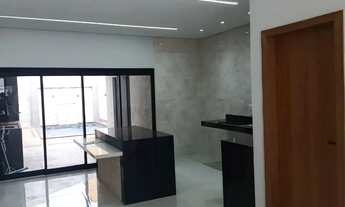 Imagem 4: Casa à venda em Goiânia, Parque Anhanguera, com 3 suítes, com 215 m²