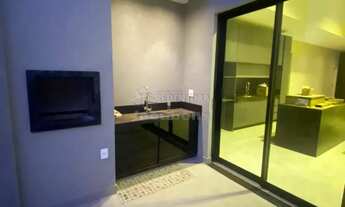 Imagem 6: Casa térrea com 3 suítes e 5 banheiros no Village Provence