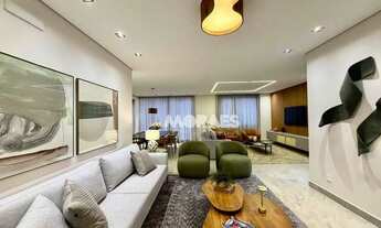 Imagem 2: Casa mobiliada em Condomínio Fechado com 3 suítes, 6 vagas, à venda, 380 m² por R$ 2.900.0