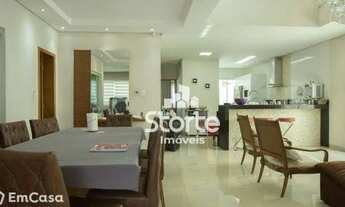 Imagem 6: Casa estilo sobrado com 3 suítes à venda, 270m² por R$ 1.400.000 - Brasil - Uberlândia/MG