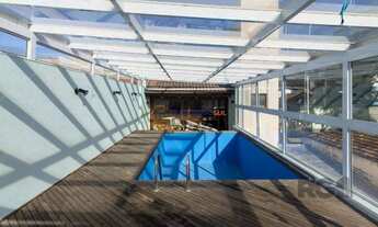 Imagem 2: Casa incrível com 444m² privativos, para uso misto, residencial ou comercial