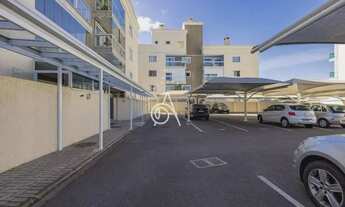 Imagem 5: Apartamento semimobiliado com 3 quartos, suíte com closet e sacada gourmet no Xaxim