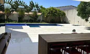 Imagem 4: Casa no Francês, com 1.000 MQ, 5 suítes, sendo 4 com closet, 3 salas, piscina