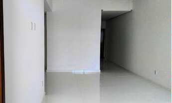 Imagem 2: Bem Próximo a BR e da rua Flamengo - Casa 2/4 a Venda Top